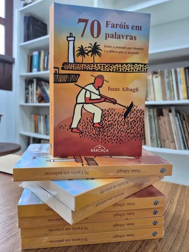 “ESSE LIVRO REÚNE 70 ARTIGOS DE MINHA AUTORIA PUBLICADOS AO LONGO DAS ÚLTIMAS DÉCADAS”, DIZ ISAAC ALBAGLI SOBRE A OBRA 