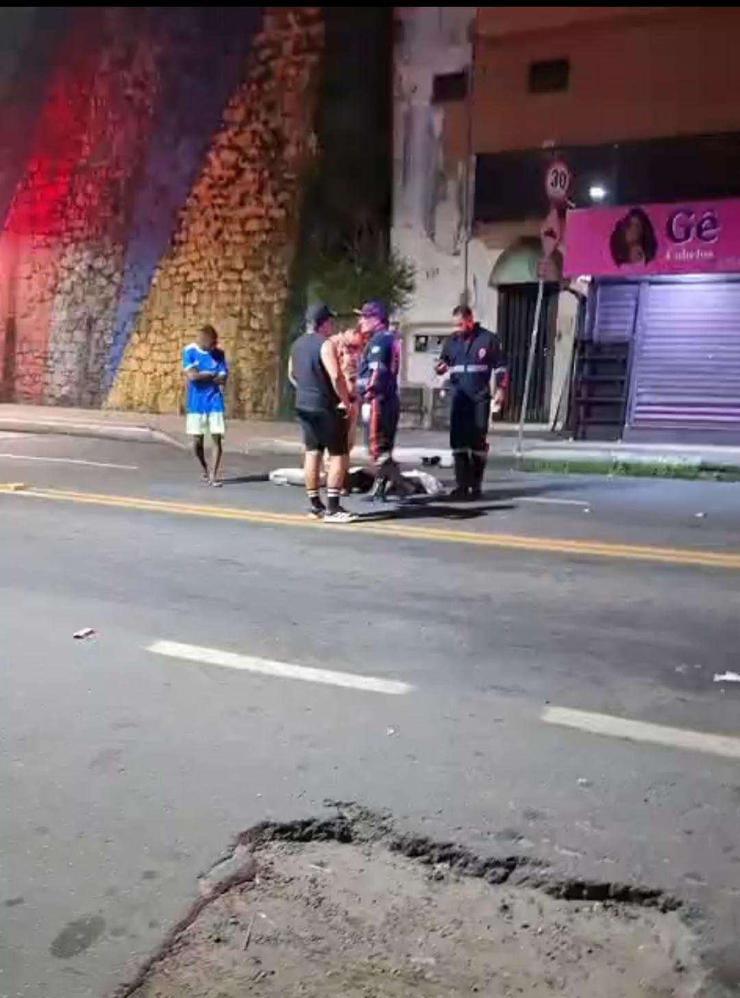 JOVEM MORRE EM ACIDENTE DE MOTO NA MADRUGADA DESTE SÁBADO (21), EM ILHÉUS