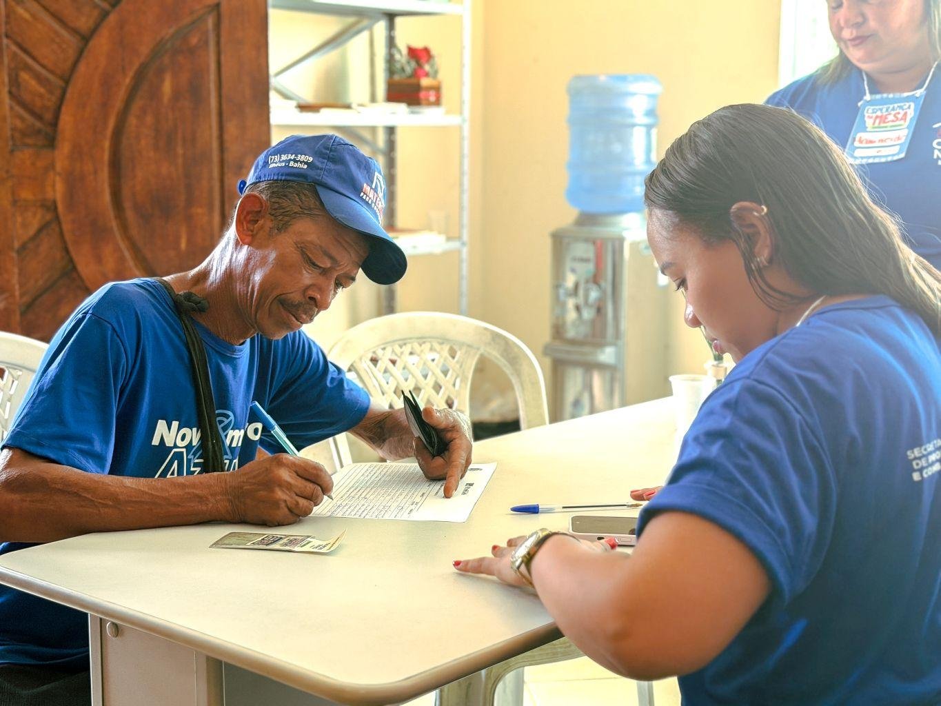 ENTREGA DE VOUCHERS PARA OS KITS DA SEMANA SANTA É INICIADA EM ILHÉUS ENTREGA DE VOUCHERS PARA OS KITS DA SEMANA SANTA É INICIADA EM ILHÉUS