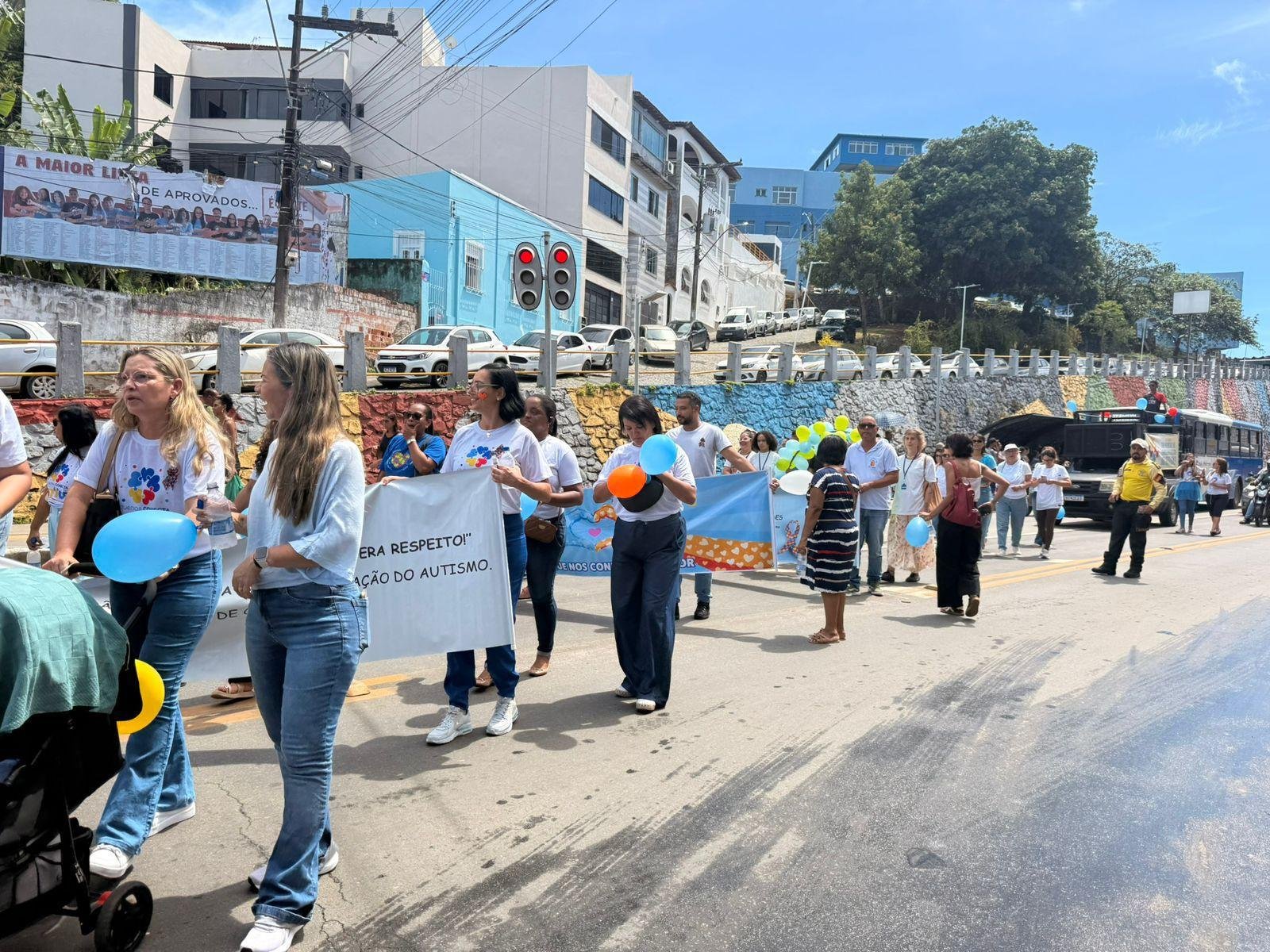 II CAMINHADA DO AUTISMO EM ILHÉUS REFORÇA A LUTA POR INCLUSÃO, RESPEITO E VISIBILIDADE