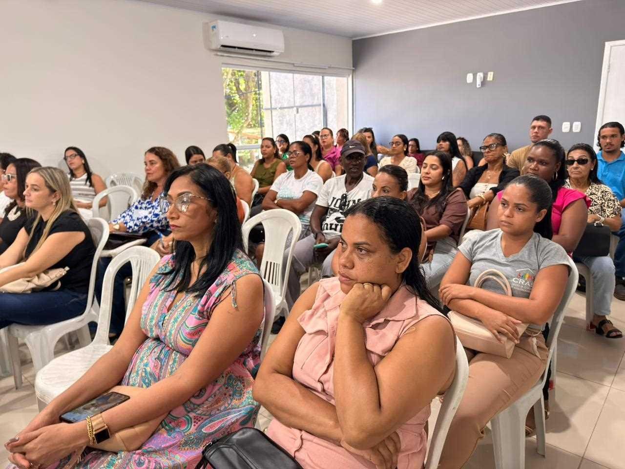 ILHÉUS CAPACITA REDE DE PROTEÇÃO PARA ELABORAR PLANO MUNICIPAL DE CONVIVÊNCIA FAMILIAR E COMUNITÁRIA