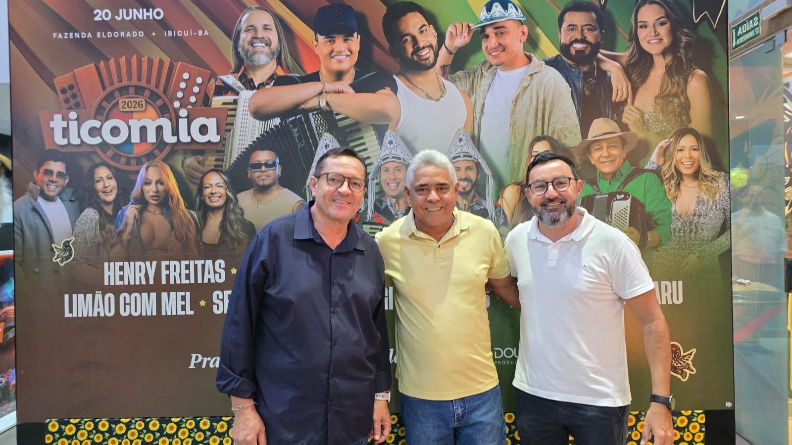 FORRÓ TICOMIA INAUGURA LOJA OFICIAL NO SHOPPING JEQUITIBÁ, EM ITABUNA