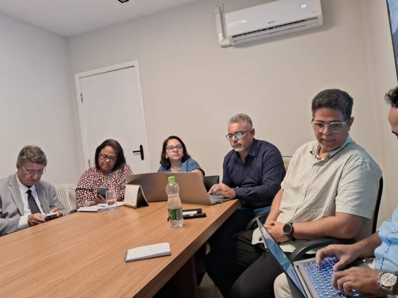 SINDICATOS REJEITAM PROPOSTA DE REAJUSTE DO TICKET ALIMENTAÇÃO EM REUNIÃO COM O GOVERNO MUNICIPAL DE ILHÉUS 