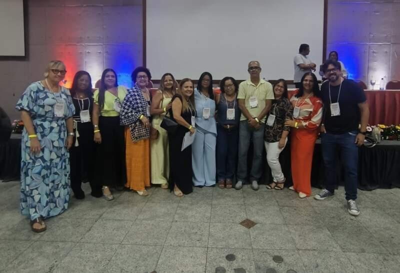 CONSELHO ESTADUAL DA APLB REÚNE REPRESENTANTES DE DIVERSAS REGIÕES DA BAHIA, EM SALVADOR