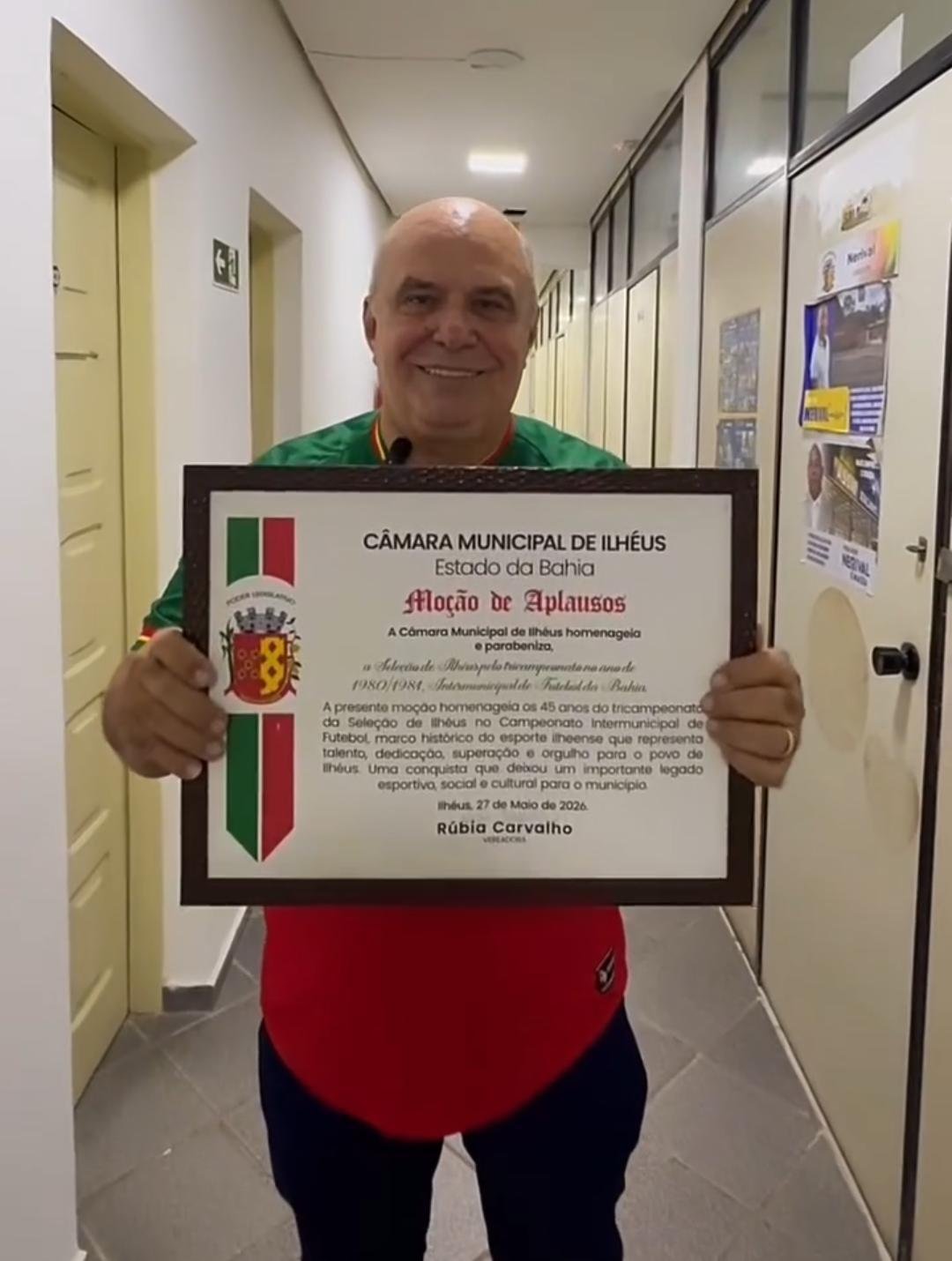 SELEÇÃO DE ILHÉUS TRICAMPEÃ INTERESTADUAL É HOMENAGEADA NA CÂMARA APÓS 45 ANOS DA CONQUISTA