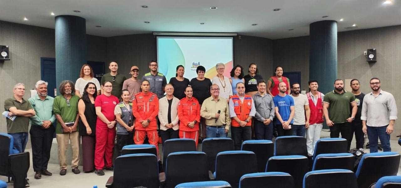ILHÉUS AMPLIA PARTICIPAÇÃO EM DEBATES REGIONAIS SOBRE PREVENÇÃO A DESASTRES ILHÉUS AMPLIA PARTICIPAÇÃO EM DEBATES REGIONAIS SOBRE PREVENÇÃO A DESASTRES