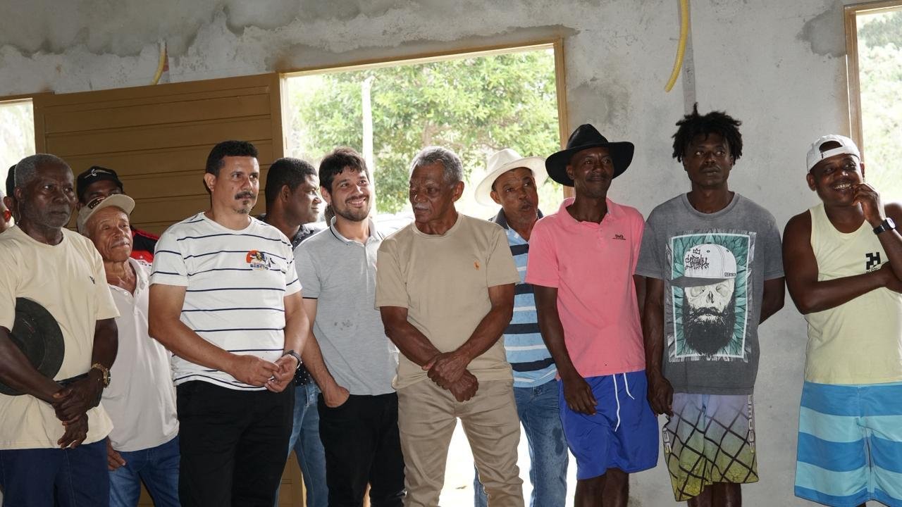 BEBETO GALVÃO DESTACA POTENCIAL TURÍSTICO E ECONÔMICO DE CAMAMU DURANTE FESTIVIDADES DO ANIVERSÁRIO DA CIDADE