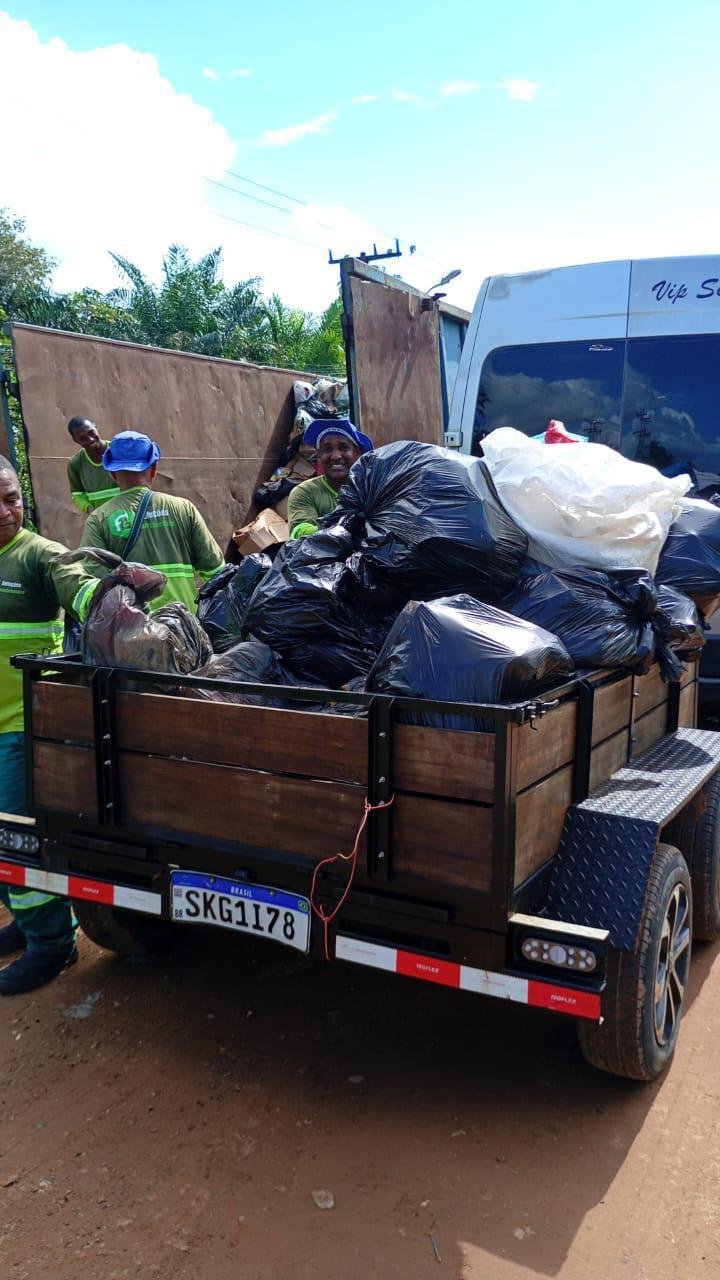 APÓS ACÚMULO DE LIXO, FORÇA-TAREFA REFORÇA LIMPEZA EM DIVERSOS BAIRROS DE ILHÉUS APÓS ACÚMULO DE LIXO, FORÇA-TAREFA REFORÇA LIMPEZA EM DIVERSOS BAIRROS DE ILHÉUS