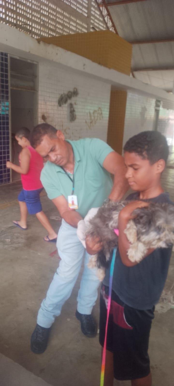 ILHÉUS INICIA CAMPANHA NACIONAL DE VACINAÇÃO ANTIRRÁBICA PARA CÃES E GATOS ILHÉUS INICIA CAMPANHA NACIONAL DE VACINAÇÃO ANTIRRÁBICA PARA CÃES E GATOS
