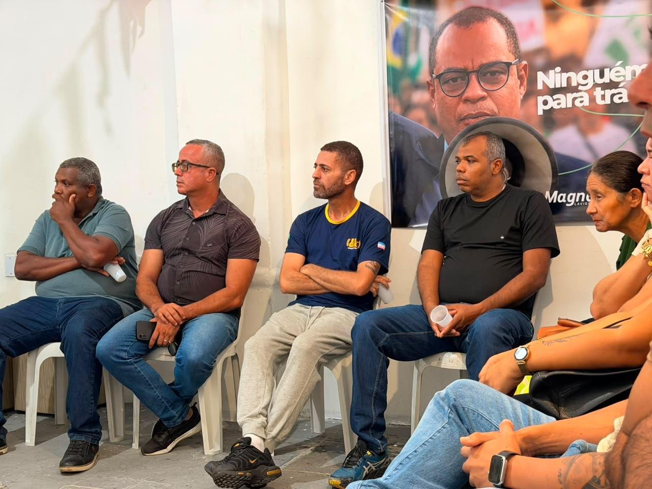 MAGNO LAVIGNE REÚNE LIDERANÇAS EM ILHÉUS E REFORÇA CAMINHADA POR DIÁLOGO, TRABALHO E ESPERANÇA MAGNO LAVIGNE REÚNE LIDERANÇAS EM ILHÉUS E REFORÇA CAMINHADA POR DIÁLOGO, TRABALHO E ESPERANÇA