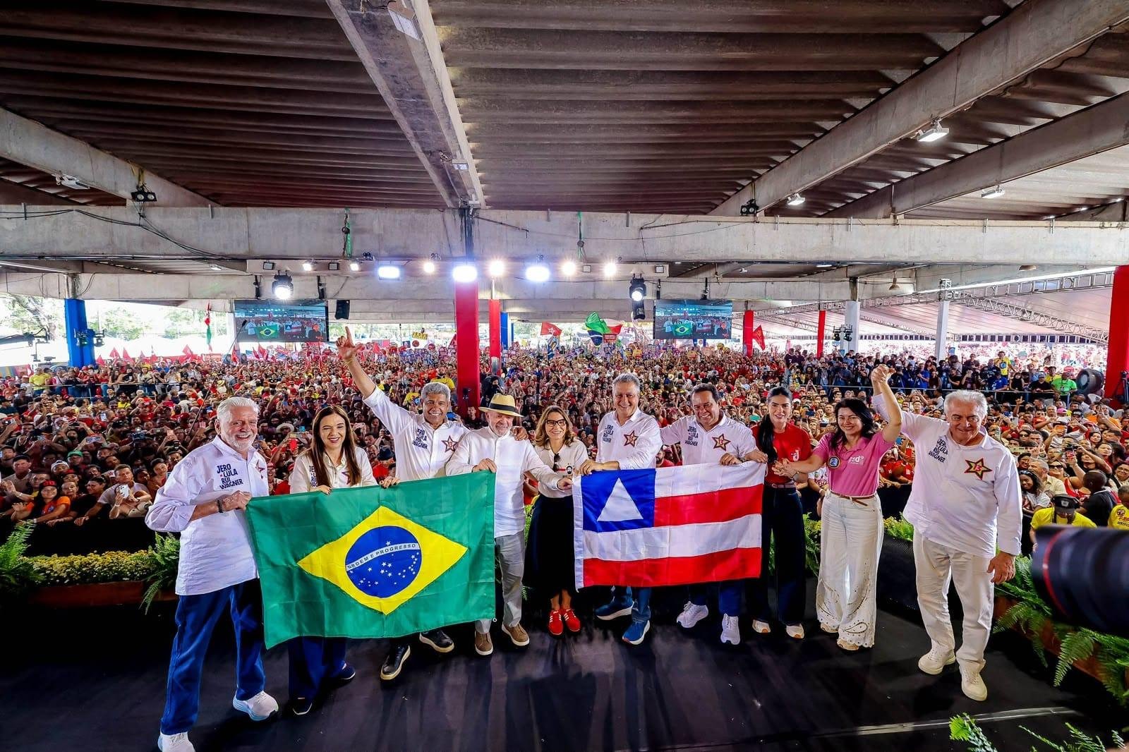 LULA ENTRA EM CAMPO E DESEQUILIBRA DISPUTA NA BAHIA A FAVOR DE JERÔNIMO LULA ENTRA EM CAMPO E DESEQUILIBRA DISPUTA NA BAHIA A FAVOR DE JERÔNIMO
