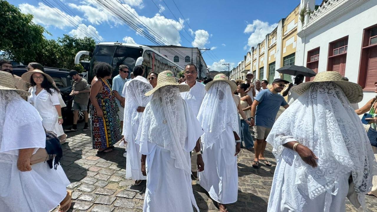 MAGNO LAVIGNE PARTICIPA NESTE SÁBADO DAS CELEBRAÇÕES DOS 190 ANOS DA CASA DE OXUMARÊ E DA FESTA DA BOA MORTE MAGNO LAVIGNE PARTICIPA NESTE SÁBADO DAS CELEBRAÇÕES DOS 190 ANOS DA CASA DE OXUMARÊ E DA FESTA DA BOA MORTE