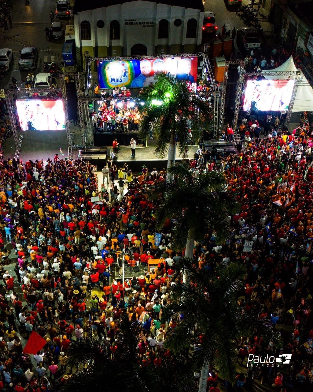 JERÔNIMO LOTA A PRAÇA DO FEIJÃO COM MAIS DE 20 MIL PESSOAS E ABRE CAMPANHA NO INTERIOR COM FORÇA DO TIME DE LULA