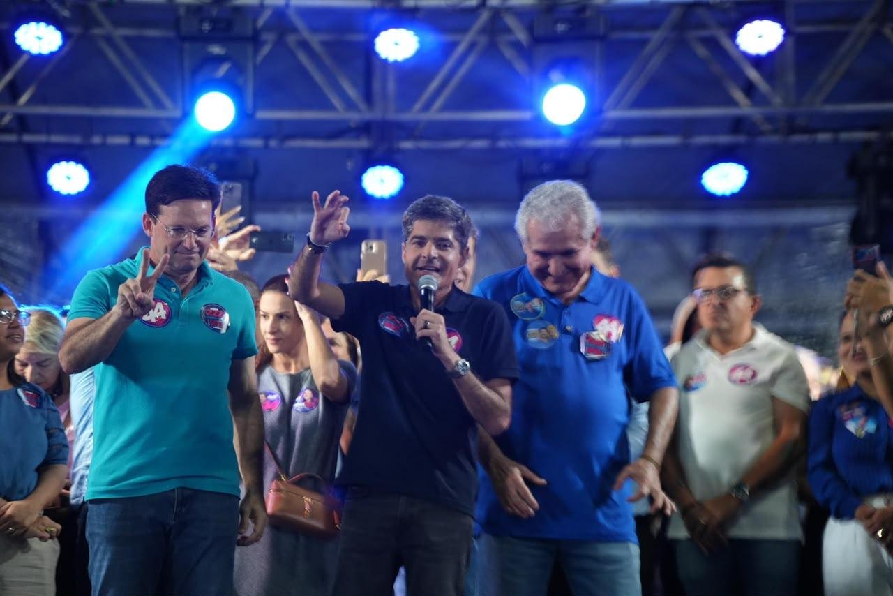 ACM NETO INAUGURA COMITÊ EM SALVADOR E DIZ VER “SENTIMENTO MUITO FORTE DE ESPERANÇA” NA BAHIA ACM NETO INAUGURA COMITÊ EM SALVADOR E DIZ VER “SENTIMENTO MUITO FORTE DE ESPERANÇA” NA BAHIA