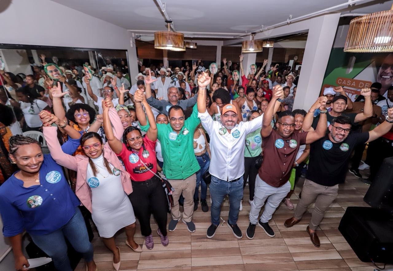 MAGNO E MARCELO CARVALHO REÚNEM CENTENAS EM SALVADOR E REFORÇAM PROJETO POPULAR PARA 2026 MAGNO E MARCELO CARVALHO REÚNEM CENTENAS EM SALVADOR E REFORÇAM PROJETO POPULAR PARA 2026