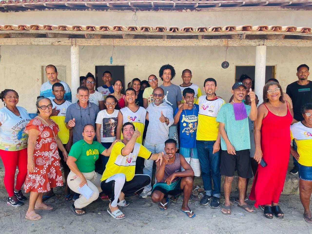 BEBETO PERCORRE CIDADES DO EXTREMO SUL DA BAHIA E AMPLIA APOIO POPULAR NA REGIÃO