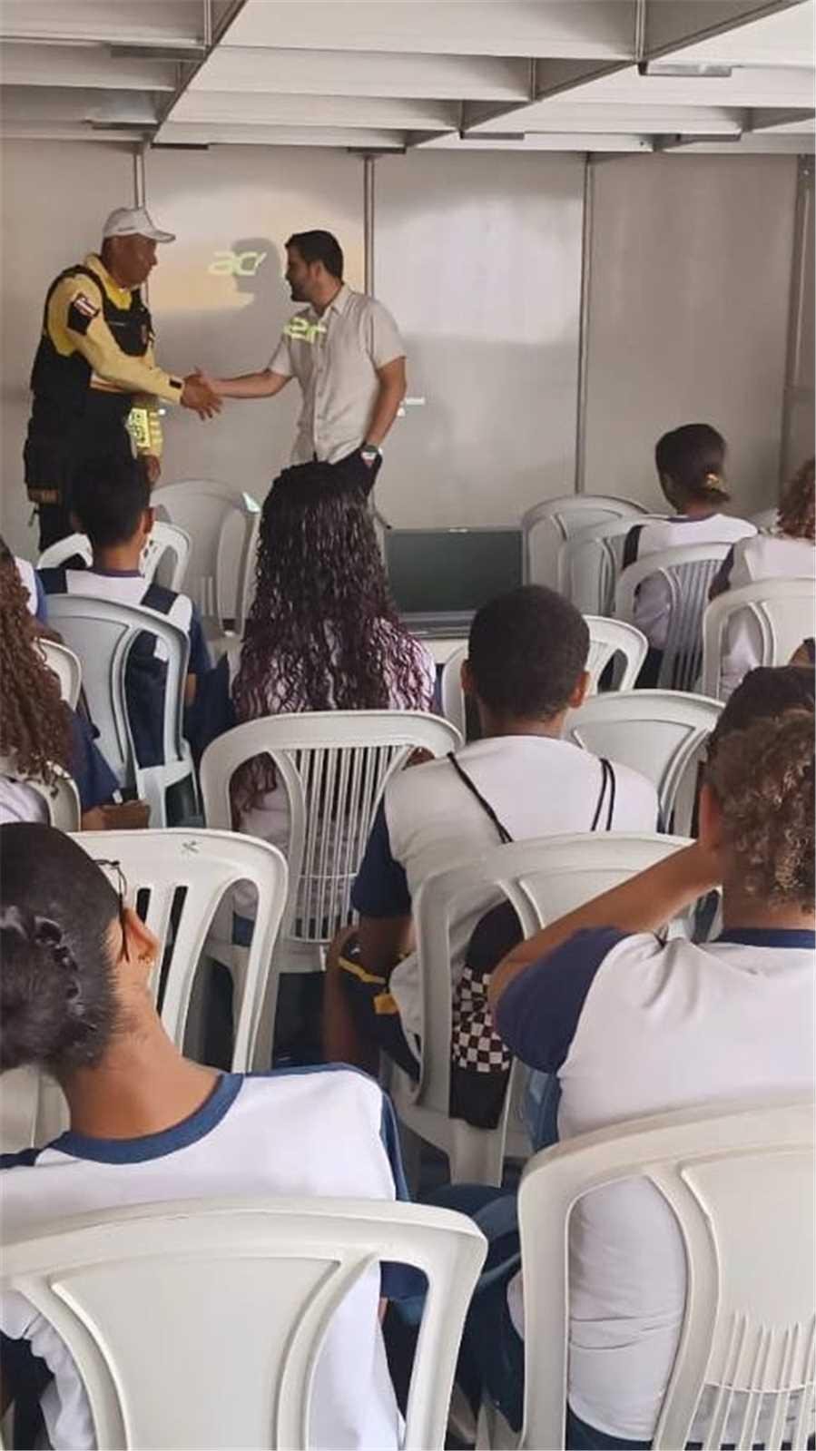 SUTRAM PREPARA PROGRAMA PERMANENTE DE EDUCAÇÃO PARA O TRÂNSITO EM ILHÉUS SUTRAM PREPARA PROGRAMA PERMANENTE DE EDUCAÇÃO PARA O TRÂNSITO EM ILHÉUS