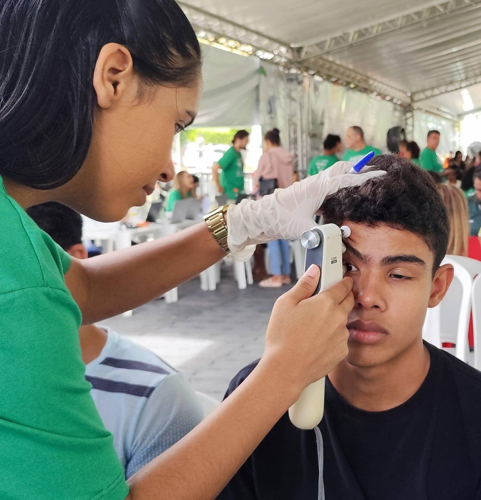 ITABUNA PROMOVE ATÉ QUINTA-FEIRA (24), MUTIRÃO DE OFTALMOLOGIA COM AMPLIAÇÃO DO ACESSO DA POPULAÇÃO A CONSULTAS E ÓCULOS ITABUNA PROMOVE ATÉ QUINTA-FEIRA (24), MUTIRÃO DE OFTALMOLOGIA COM AMPLIAÇÃO DO ACESSO DA POPULAÇÃO A CONSULTAS E ÓCULOS