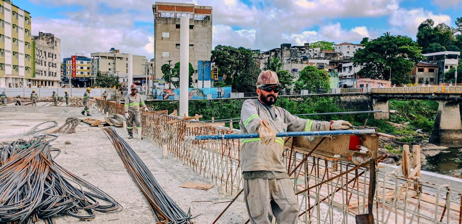 OBRAS DA NOVA PONTE DO CONCEIÇÃO AVANÇAM COM INSTALAÇÃO DE ESTRUTURA ARQUITETÔNICA OBRAS DA NOVA PONTE DO CONCEIÇÃO AVANÇAM COM INSTALAÇÃO DE ESTRUTURA ARQUITETÔNICA