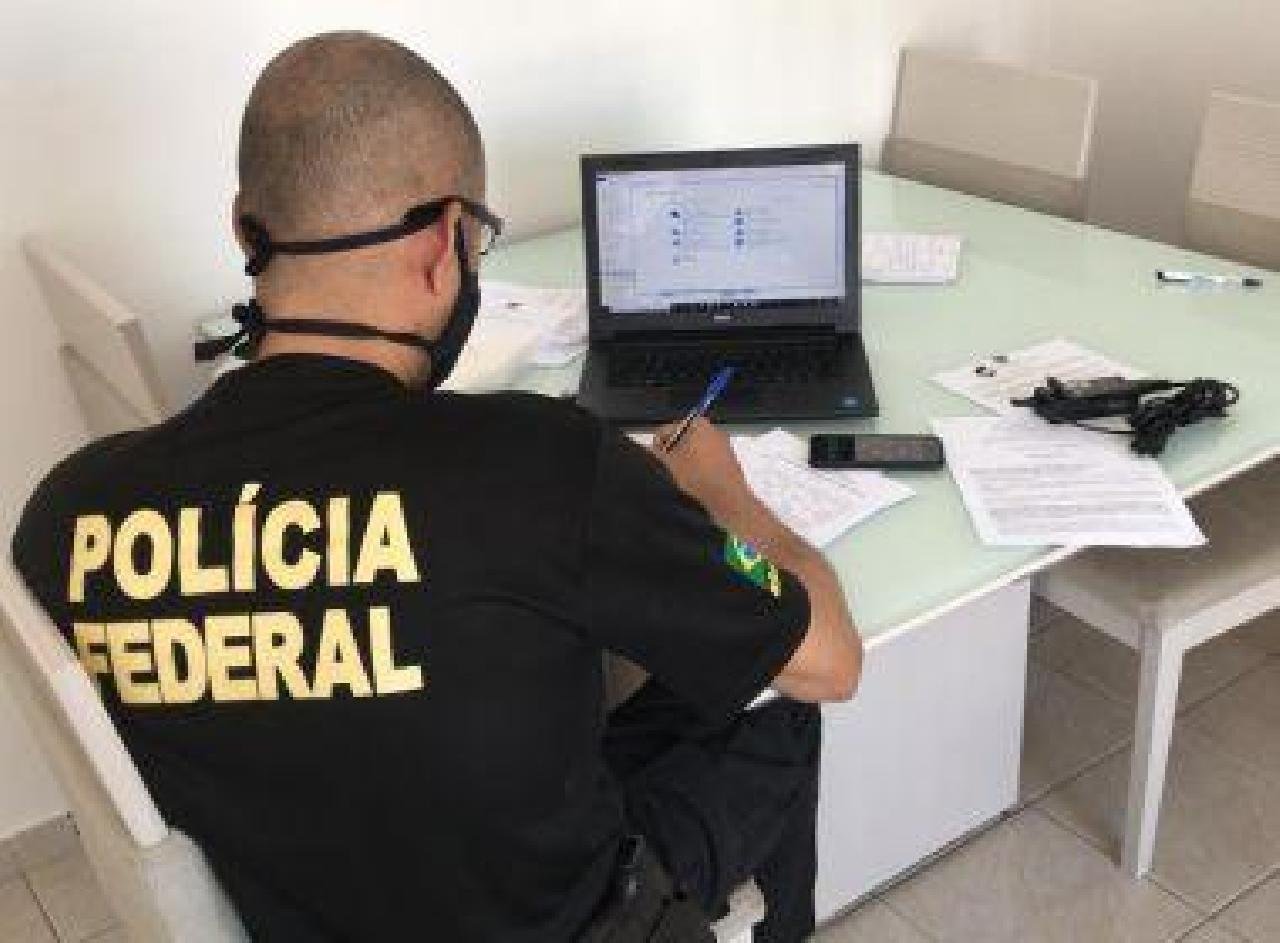 PF CUMPRE MANDADOS EM SALVADOR, LAURO E VALENÇA EM OPERAÇÃO CONTRA DESVIOS NA SAÚDE PF CUMPRE MANDADOS EM SALVADOR, LAURO E VALENÇA EM OPERAÇÃO CONTRA DESVIOS NA SAÚDE