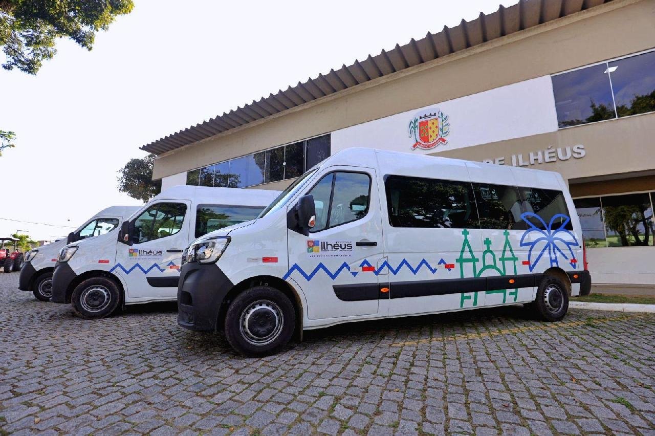 22 VEÍCULOS CHEGAM PARA FORTALECER SERVIÇOS DE SAÚDE EM ILHÉUS 22 VEÍCULOS CHEGAM PARA FORTALECER SERVIÇOS DE SAÚDE EM ILHÉUS