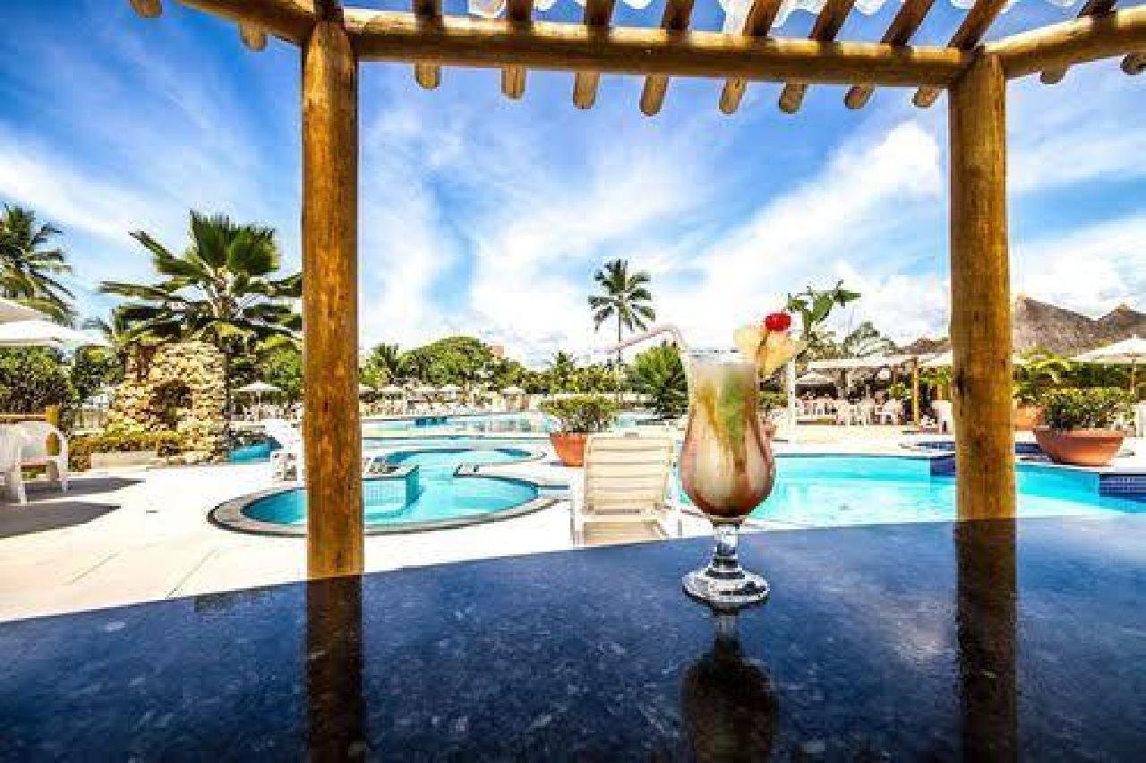 TURISMO NA BAHIA JÁ PERDEU R$ 4,7 BILHÕES EM 2020; 95% DOS HOTÉIS ESTÃO FECHADOS, DIZ ABIH TURISMO NA BAHIA JÁ PERDEU R$ 4,7 BILHÕES EM 2020; 95% DOS HOTÉIS ESTÃO FECHADOS, DIZ ABIH