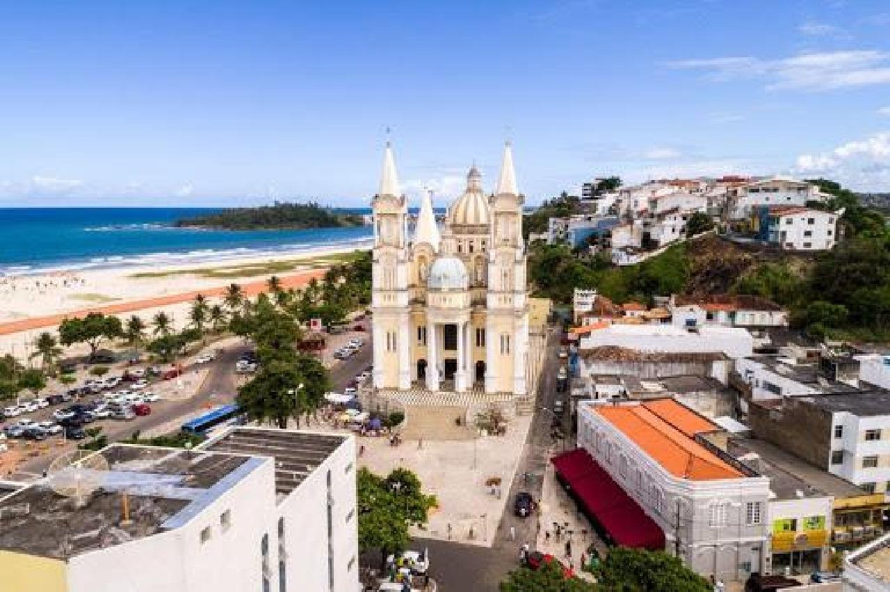 “ ILHÉUS PODE FICAR FORA DO MAPA DE TURISMO”, INFORMA O PRESIDENTE DA ATIL  “ ILHÉUS PODE FICAR FORA DO MAPA DE TURISMO”, INFORMA O PRESIDENTE DA ATIL
