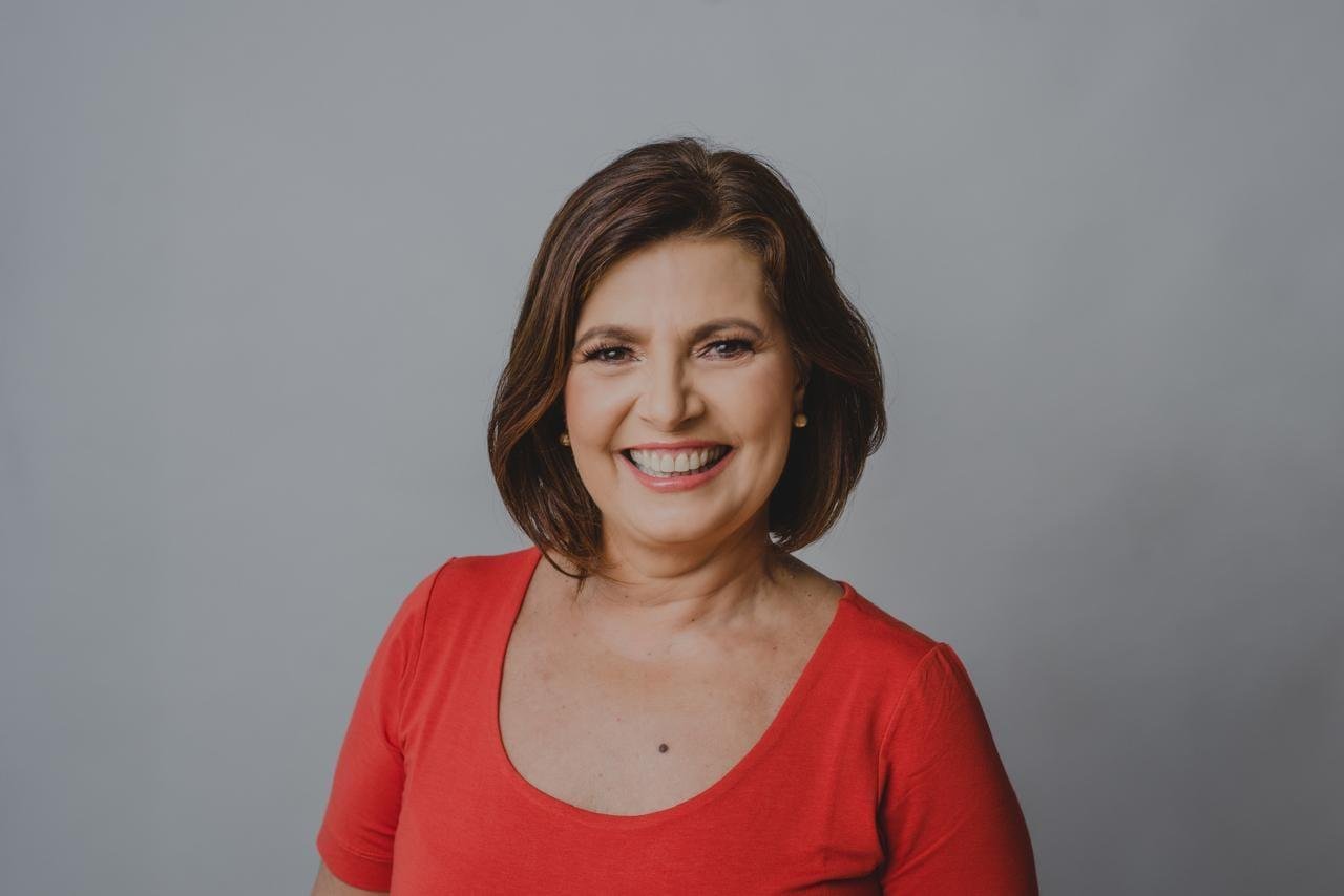 ADÉLIA PINHEIRO CHEGA A POUCO MAIS DE 36 MIL VOTOS, MAS NÃO CONSEGUE SE ELEGER COMO DEPUTADA FEDERAL