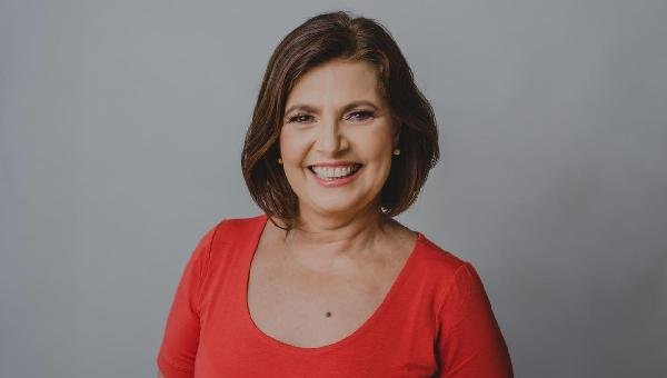 ADÉLIA PINHEIRO CHEGA A POUCO MAIS DE 36 MIL VOTOS, MAS NÃO CONSEGUE SE ELEGER COMO DEPUTADA FEDERAL