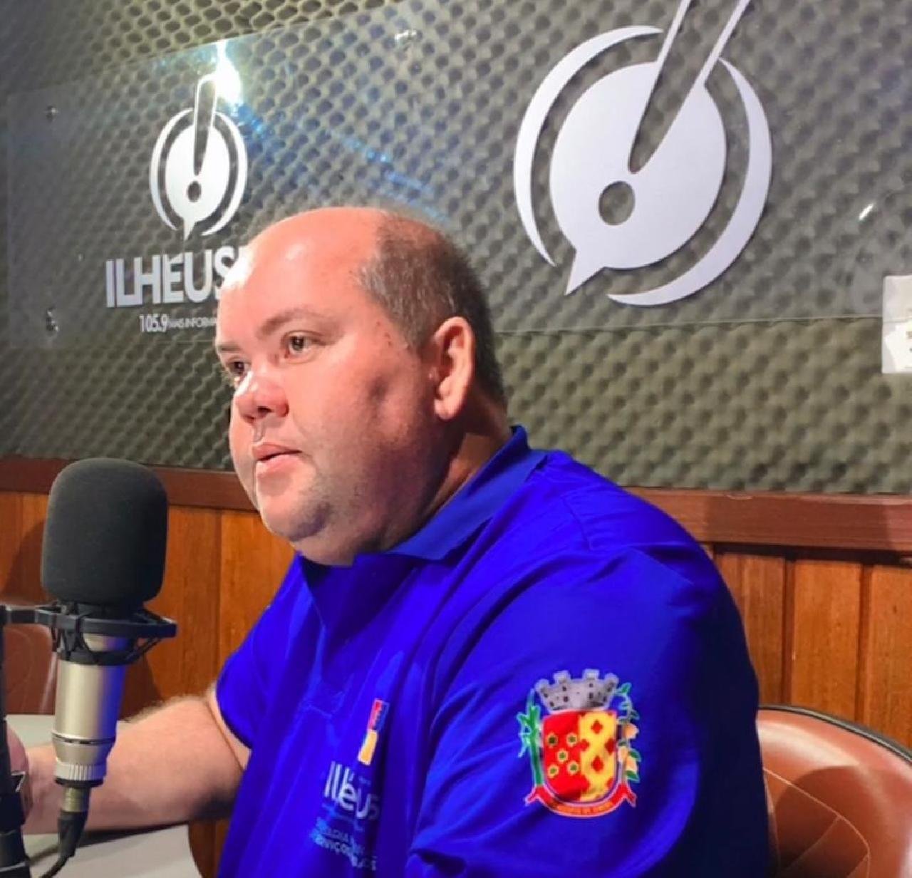 “ATÉ SÁBADO QUERO CONCLUIR A LIMPEZA DA SOARES LOPES”, AFIRMA SECRETÁRIO DE SERVIÇOS URBANOS DE ILHÉUS, CACÁ COLCHÕES