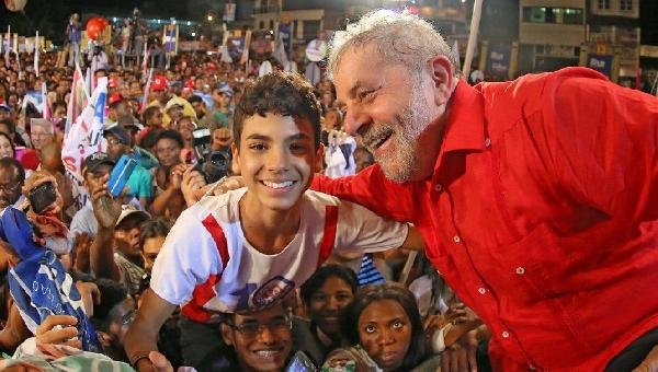 LULA DESEMBARCA NA BAHIA COM AGENDA FOCADA PARA PALANQUE EM 2022