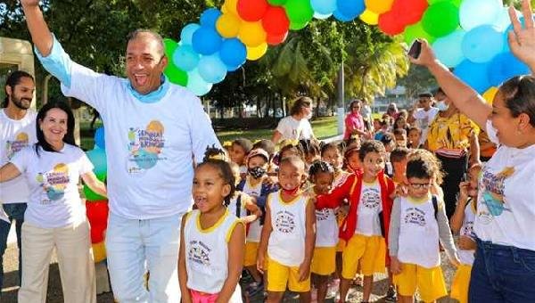 ILHÉUS: DIA B DO BRINCAR LEVA DIVERSÃO E ATIVIDADES LÚDICAS ÀS CRIANÇAS DA REDE MUNICIPAL
