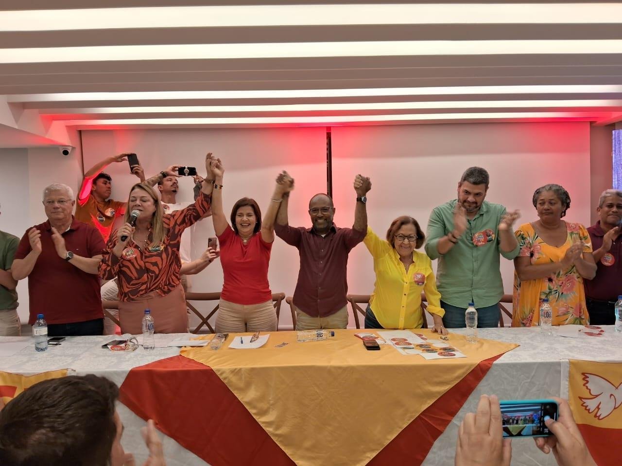 ILHÉUS ELEIÇÕES 2024:BEBETO DESISTE E DECLARA APOIO À ADÉLIA