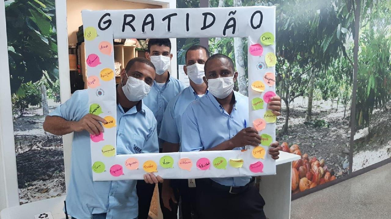 ATIVIDADES ESPECIAIS SÃO DESTAQUES DA COMISSÃO DE HUMANIZAÇÃO DO HOSPITAL REGIONAL COSTA DO CACAU ATIVIDADES ESPECIAIS SÃO DESTAQUES DA COMISSÃO DE HUMANIZAÇÃO DO HOSPITAL REGIONAL COSTA DO CACAU