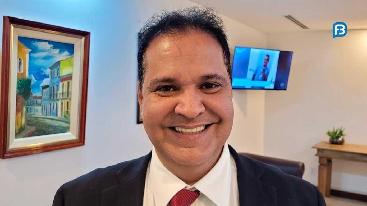 ELEITO PREFEITO DE BOM JESUS DA LAPA, EURES RIBEIRO DESCARTA RENUNCIAR AO POSTO PARA SEGUIR COM DEPUTADO ESTADUAL ELEITO PREFEITO DE BOM JESUS DA LAPA, EURES RIBEIRO DESCARTA RENUNCIAR AO POSTO PARA SEGUIR COM DEPUTADO ESTADUAL