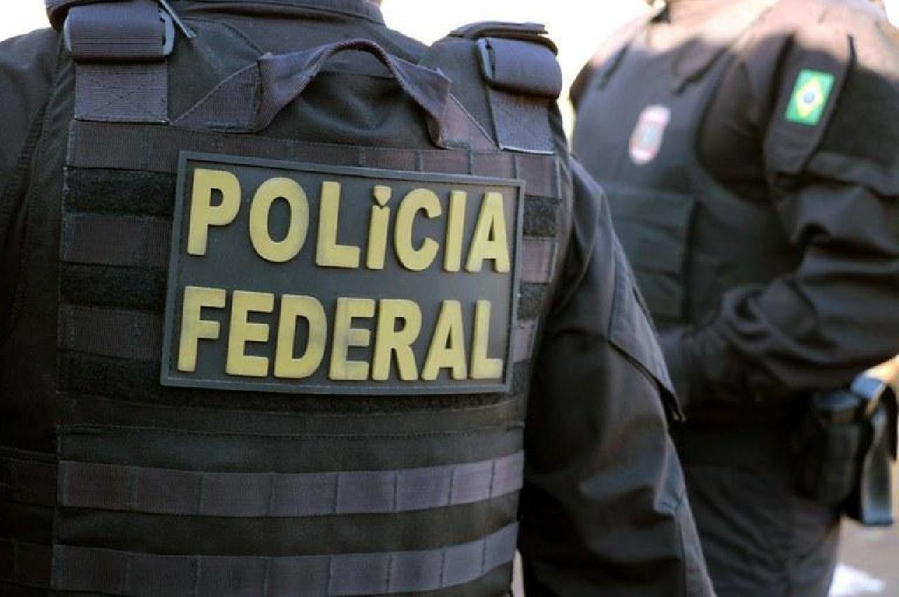 FICCO CUMPRE MANDADO DE PRISÃO CONTRA EX-VEREADOR DE ILHÉUS FICCO CUMPRE MANDADO DE PRISÃO CONTRA EX-VEREADOR DE ILHÉUS