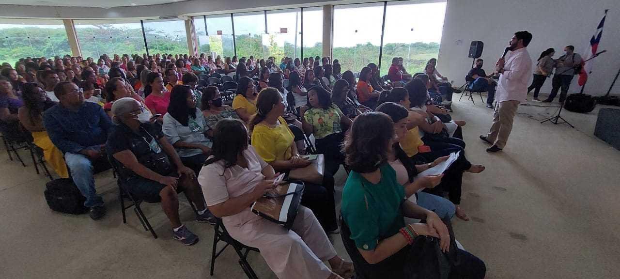 PREFEITURA DE ILHÉUS PROMOVE SEMINÁRIO INTEGRADO ACOLHER PREFEITURA DE ILHÉUS PROMOVE SEMINÁRIO INTEGRADO ACOLHER