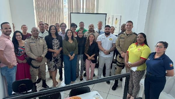 ILHÉUS REALIZA REUNIÃO PARA APROVAR REGIMENTO DO DESFILE DE SETE DE SETEMBRO