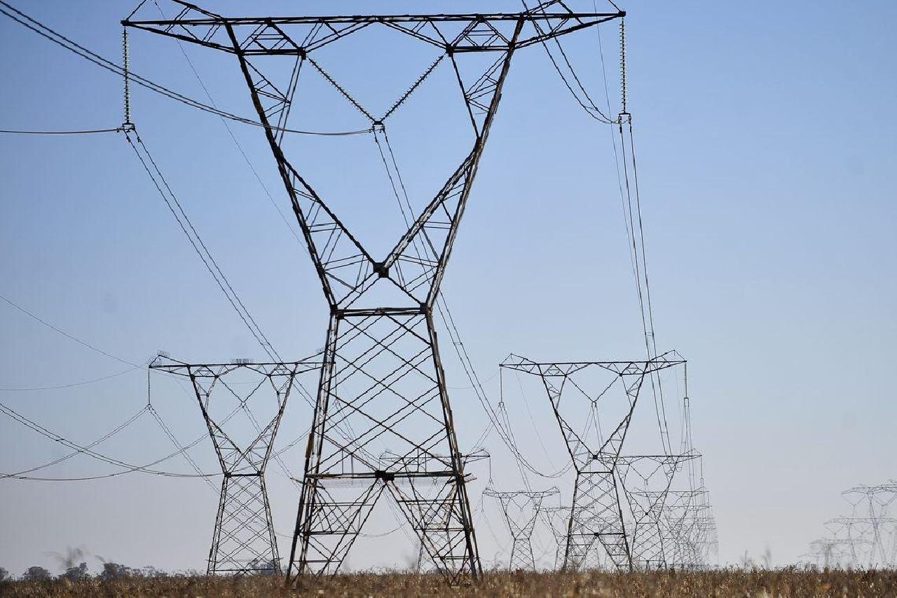 MAIO TERÁ BANDEIRA AMARELA NA TARIFA DE ENERGIA ELÉTRICA