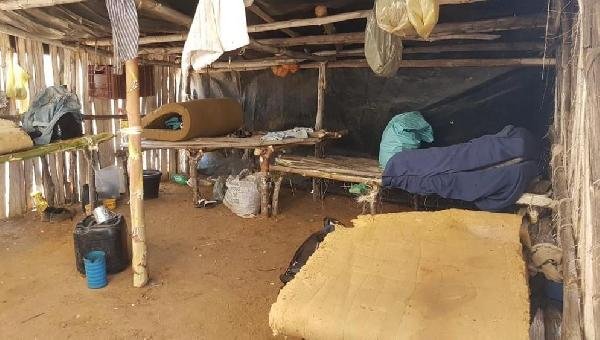 TRABALHADORES SÃO ACHADOS EM CONDIÇÕES ANÁLOGAS À ESCRAVIDÃO NA BA