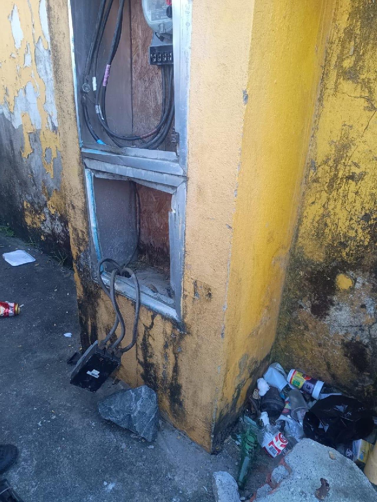 NOVO ATO DE VANDALISMO ATINGE UBS SANTA DULCE NA MADRUGADA DESTA QUARTA-FEIRA, EM ILHÉUS