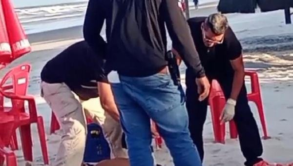 HOMEM É ASSASSINADO NA PRAIA DOS MILIONÁRIOS, EM ILHÉUS HOMEM É ASSASSINADO NA PRAIA DOS MILIONÁRIOS, EM ILHÉUS