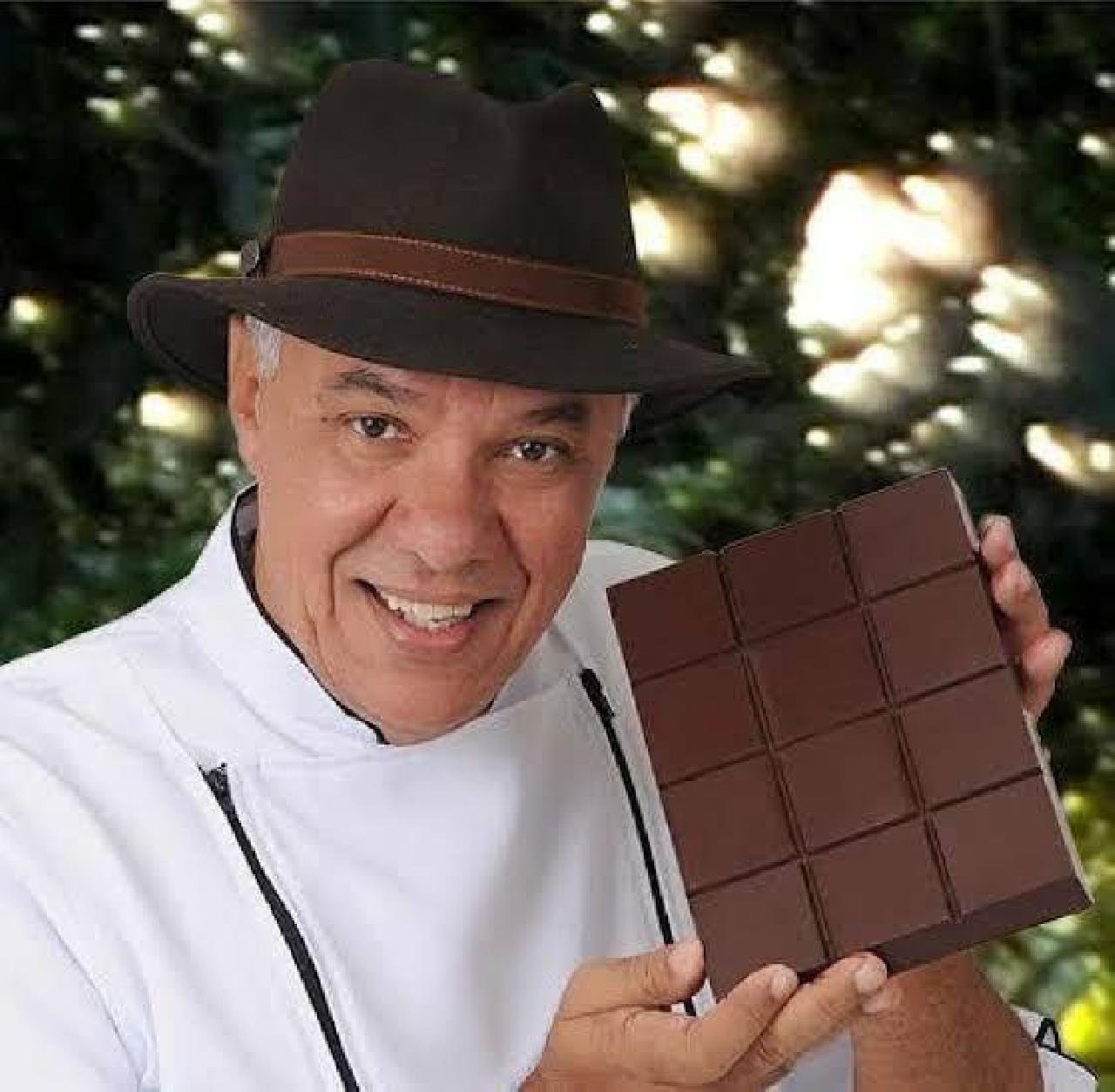 “QUEM DEVERIA ESTAR BRIGANDO PELO PRODUTOR DE CACAU ESTÁ DIZENDO QUE É O TARIFAÇO AMERICANO”, DIZ HENRIQUE ALMEIDA SOBRE DESÁGIO ANTERIOR À MEDIDA DE TRUMP “QUEM DEVERIA ESTAR BRIGANDO PELO PRODUTOR DE CACAU ESTÁ DIZENDO QUE É O TARIFAÇO AMERICANO”, DIZ HENRIQUE ALMEIDA SOBRE DESÁGIO ANTERIOR À MEDIDA DE TRUMP