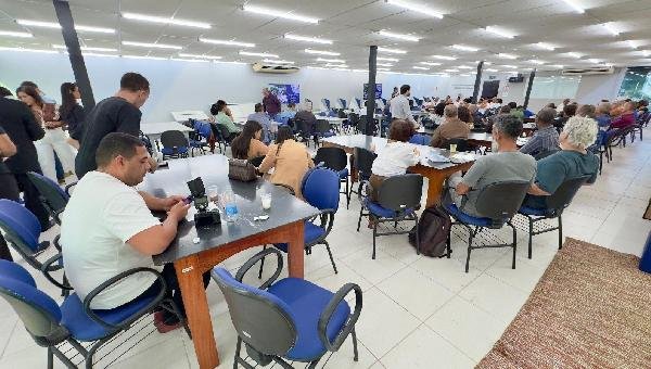 ENCONTRO TÉCNICO SOBRE COOPERATIVISMO REÚNE LIDERANÇAS REGIONAIS NA FACULDADE DE ILHÉUS