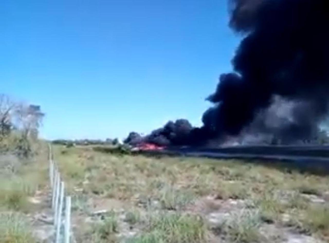 VÍDEO: AVIÃO CAI EM PISTA DE POUSO NA CIDADE DE MARAÚ VÍDEO: AVIÃO CAI EM PISTA DE POUSO NA CIDADE DE MARAÚ