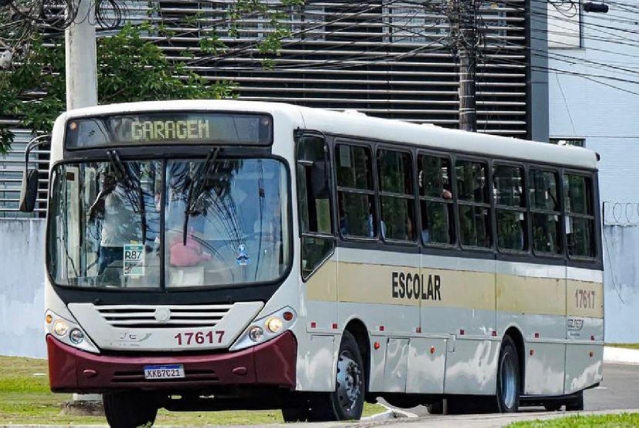 PREFEITURA DE ILHÉUS SE MANIFESTA SOBRE LICITAÇÃO DO TRANSPORTE PÚBLICO E PROMETE CONCLUSÃO EM MAIO