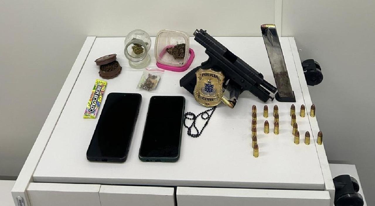 OPERAÇÃO MURO DE SANGUE PRENDE SUSPEITOS POR TENTATIVA DE HOMICÍDIO, E OUTROS CRIMES, EM ILHÉUS OPERAÇÃO MURO DE SANGUE PRENDE SUSPEITOS POR TENTATIVA DE HOMICÍDIO, E OUTROS CRIMES, EM ILHÉUS