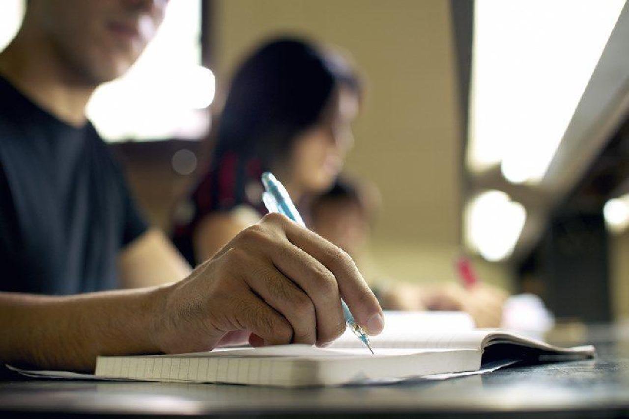 EMPREENDEDORISMO E INVESTIGAÇÃO CIENTÍFICA FARÃO PARTE DO ENSINO MÉDIO EMPREENDEDORISMO E INVESTIGAÇÃO CIENTÍFICA FARÃO PARTE DO ENSINO MÉDIO