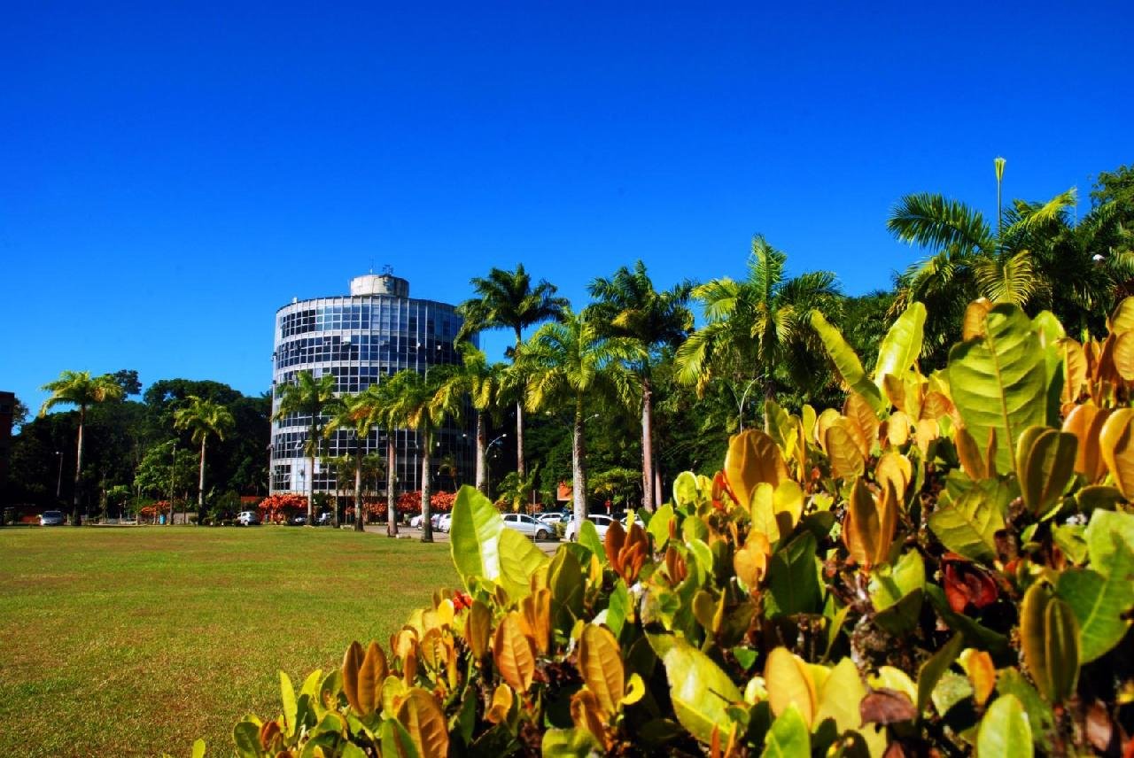 UESC SOBE NO RANKING ENTRE AS MELHORES UNIVERSIDADES DO PAÍS UESC SOBE NO RANKING ENTRE AS MELHORES UNIVERSIDADES DO PAÍS