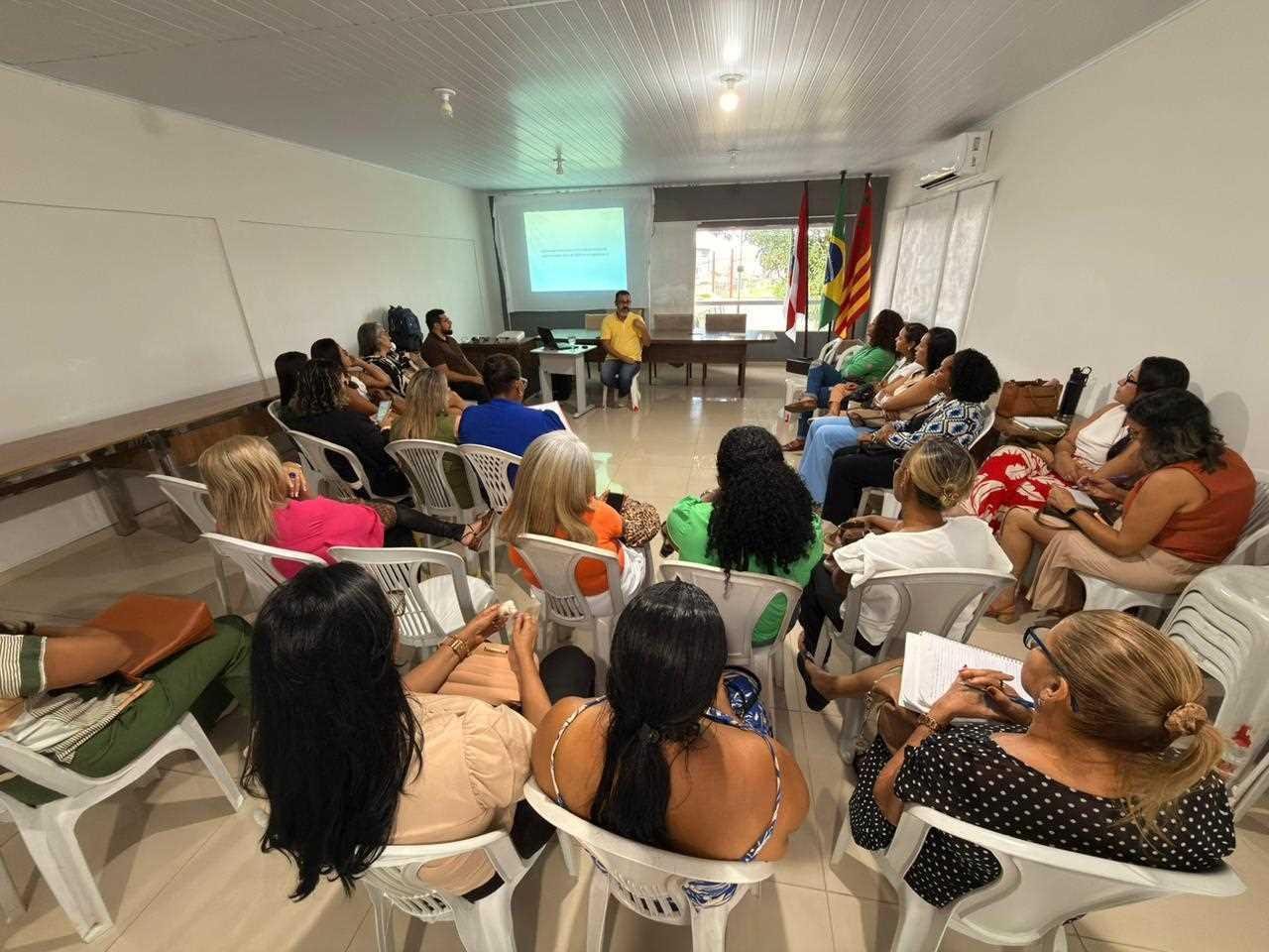 ILHÉUS CAPACITA REDE DE PROTEÇÃO PARA ELABORAR PLANO MUNICIPAL DE CONVIVÊNCIA FAMILIAR E COMUNITÁRIA